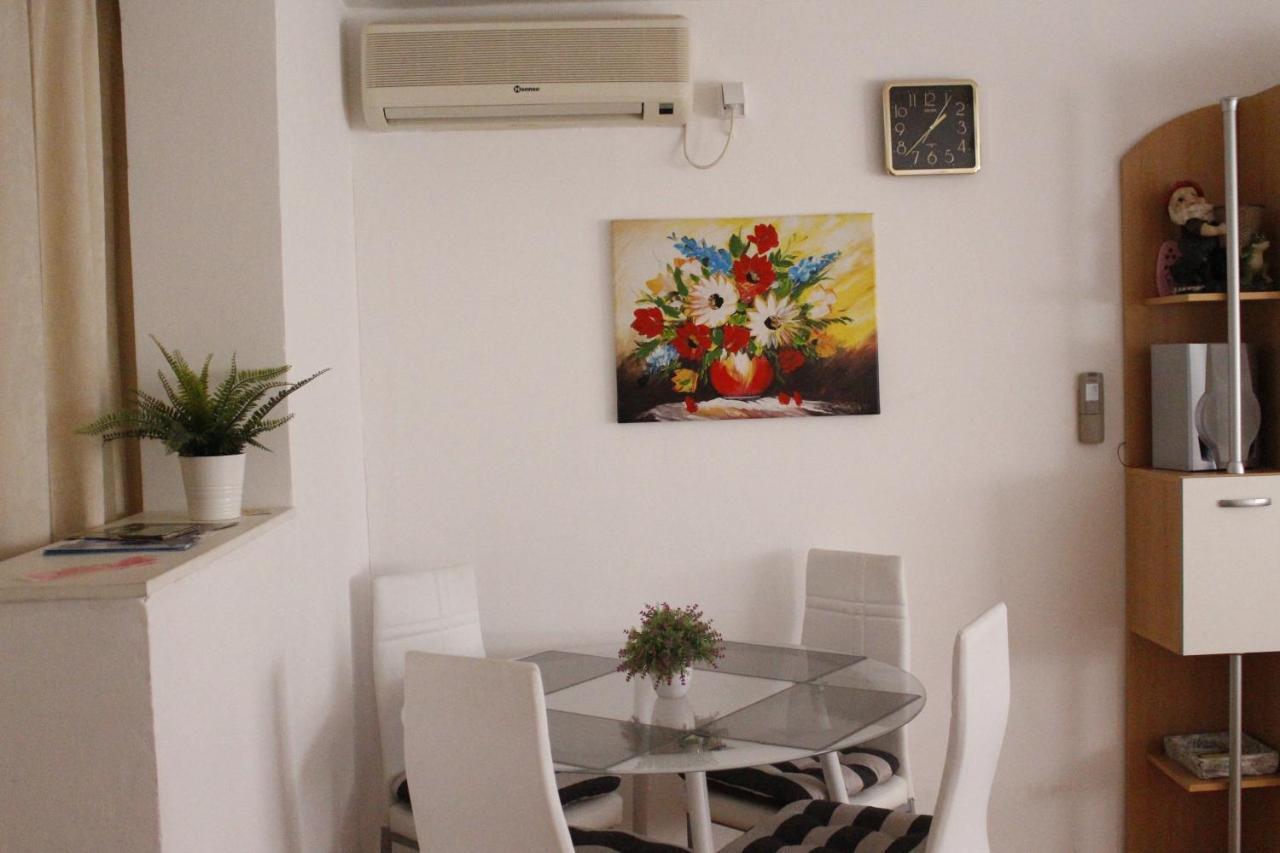 אוסילק Apartman Tim מראה חיצוני תמונה